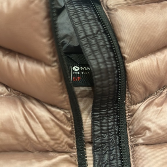 NWT Marmot Women’s Avant Featherless Vest - Picture 3 of 4